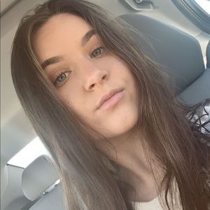 Meet your Posher, Nicolette